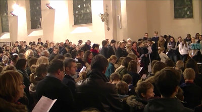 Assemblée messe de jeunes